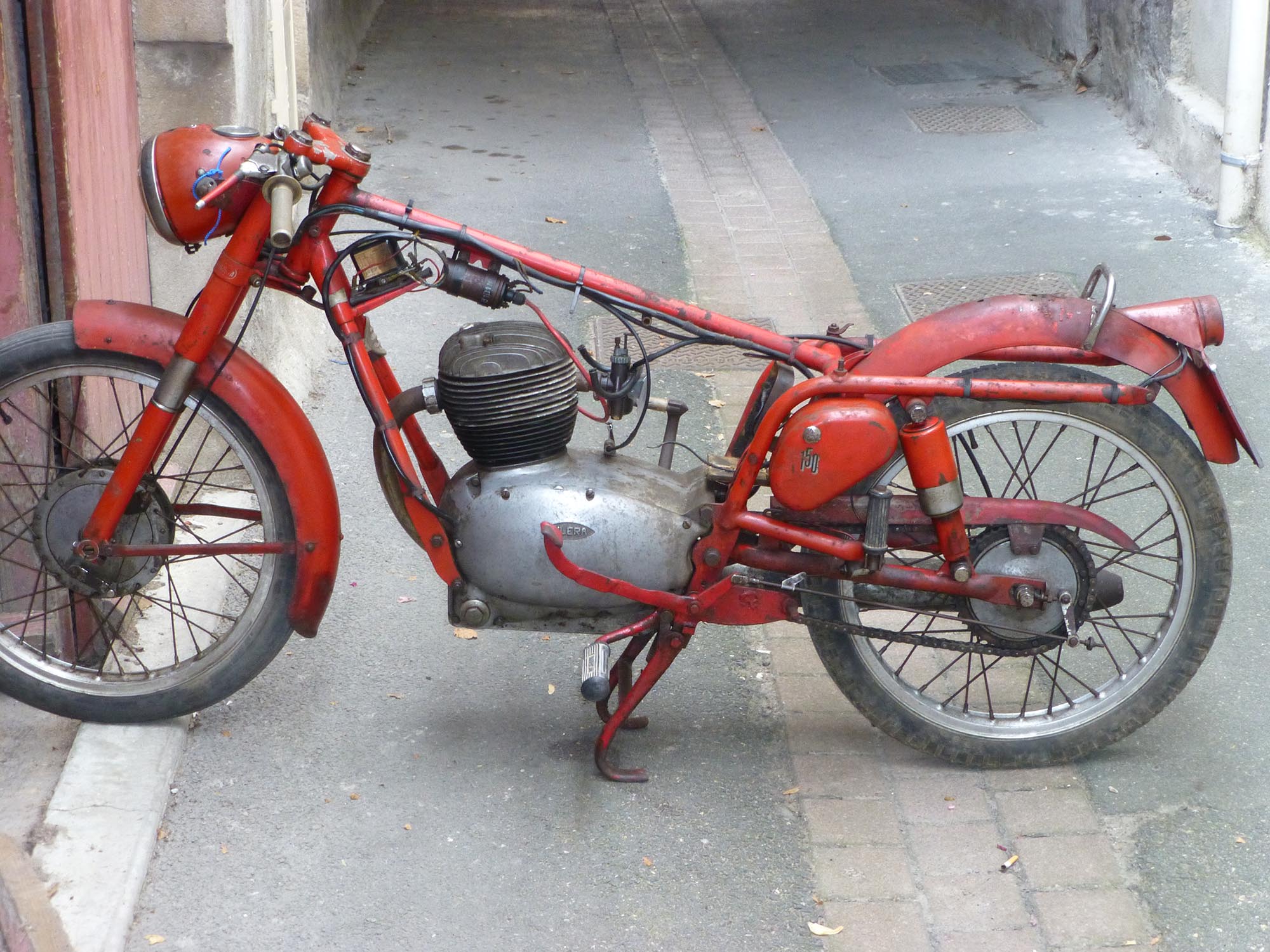 Gilera 150 super rosa