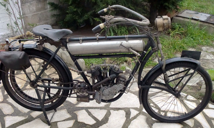 1912_Peugeot_V_Twin_01.jpg