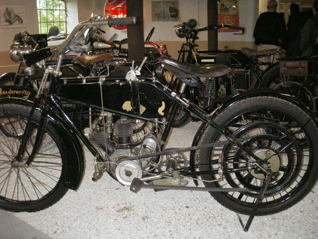 vanderer 2 cyl 1913.JPG